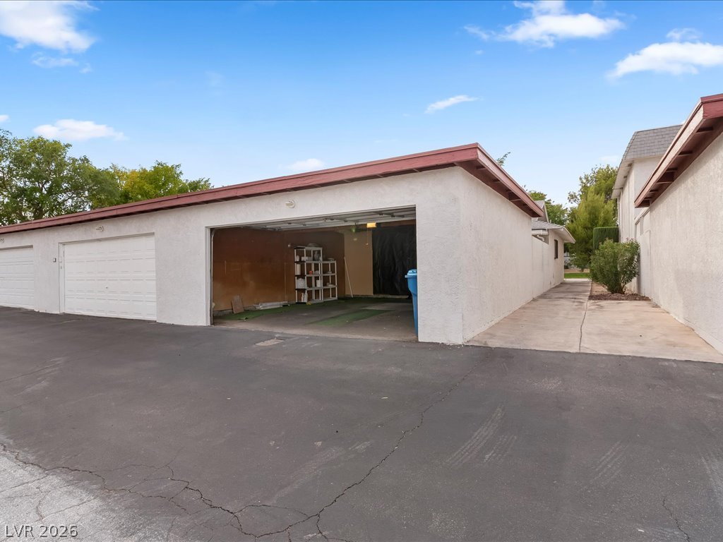 310 Greenbriar Townhouse Way Las Vegas NV 89121