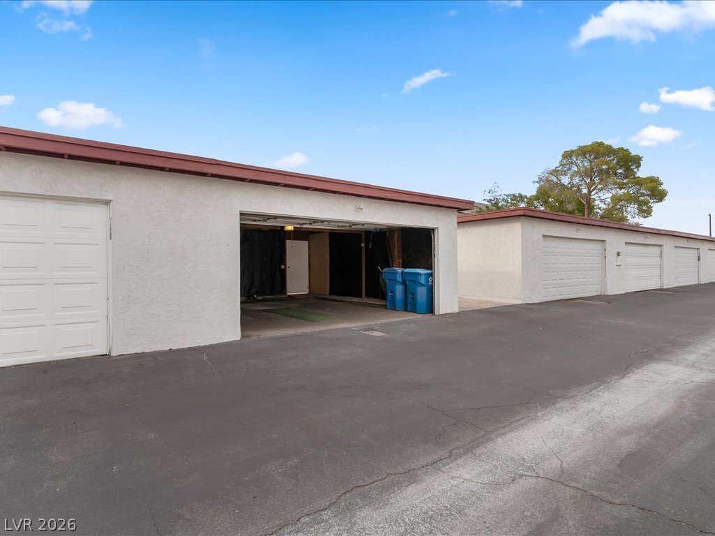 310 Greenbriar Townhouse Way Las Vegas NV 89121