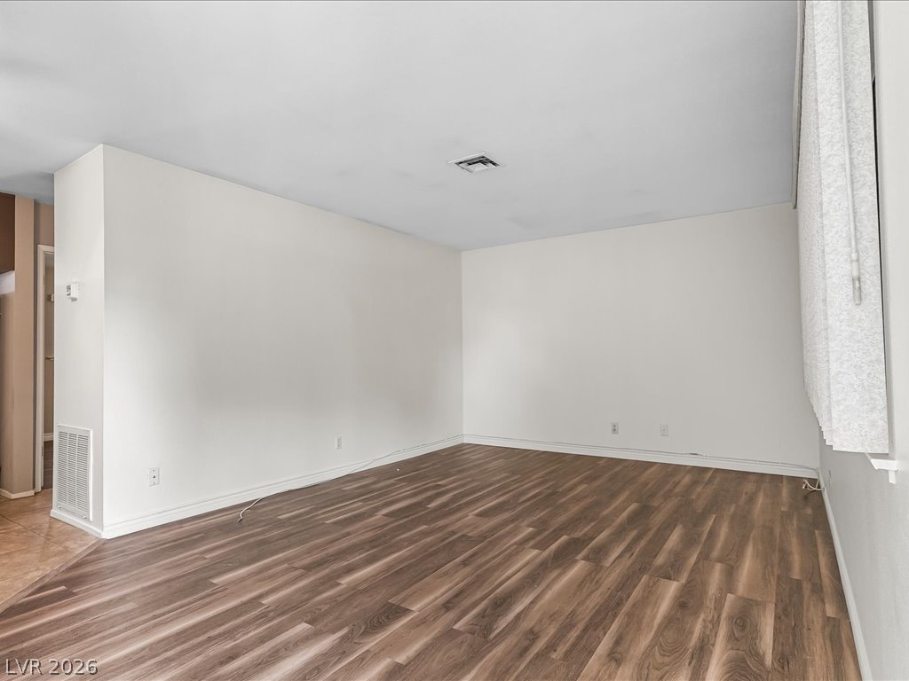 310 Greenbriar Townhouse Way Las Vegas NV 89121