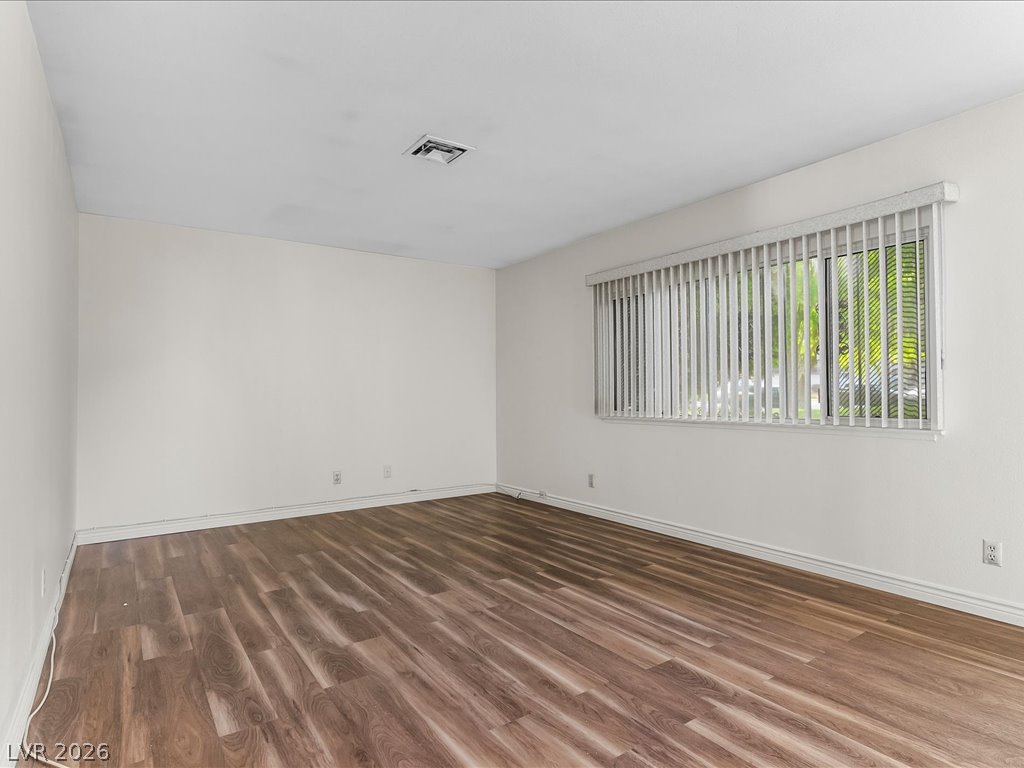 310 Greenbriar Townhouse Way Las Vegas NV 89121