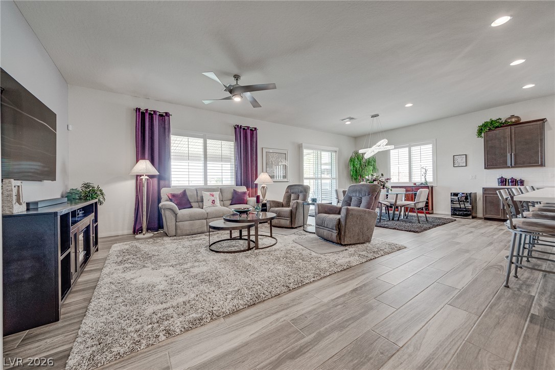 6225 Gambetta Street Las Vegas NV 89115