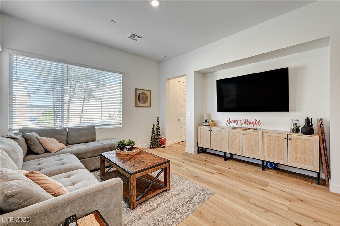 199 Bellevue Grove Avenue Henderson NV 89015
