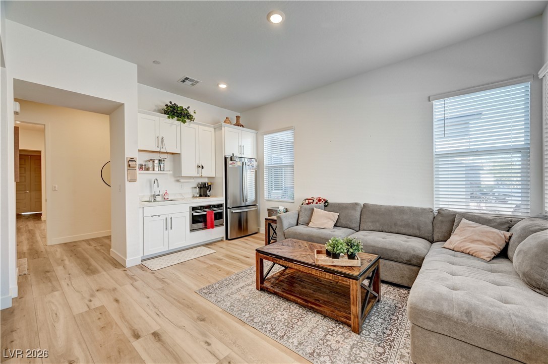 199 Bellevue Grove Avenue Henderson NV 89015