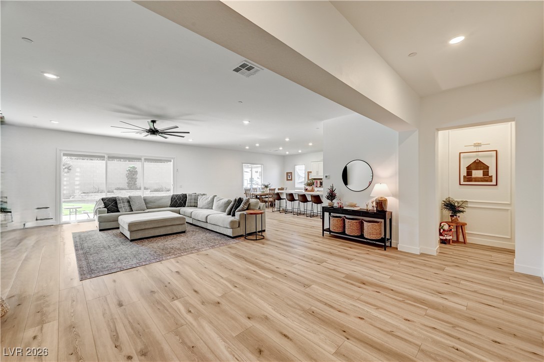 199 Bellevue Grove Avenue Henderson NV 89015