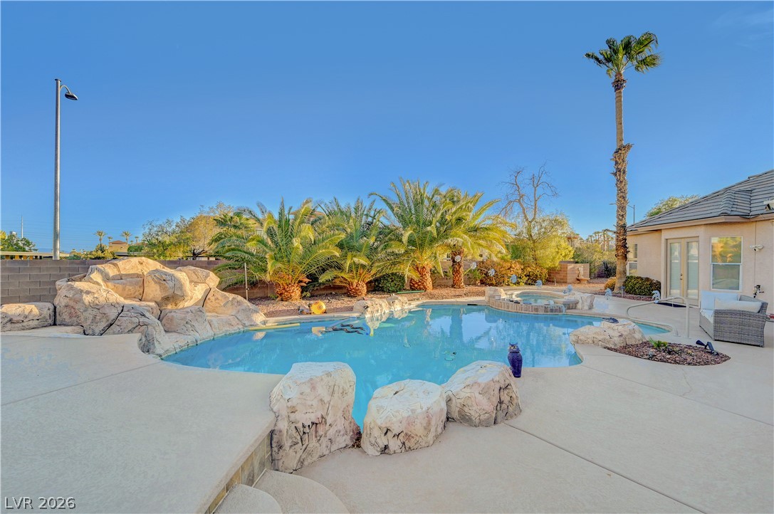 2308 Trident Maple Street Las Vegas NV 89117