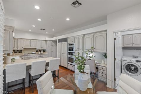 8325 Turtle Creek Circle Las Vegas NV 89113