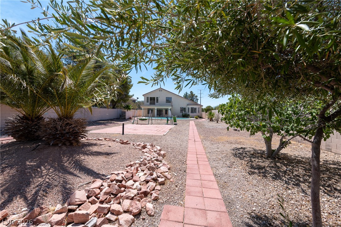 8332 Spring Arts Avenue Las Vegas NV 89129