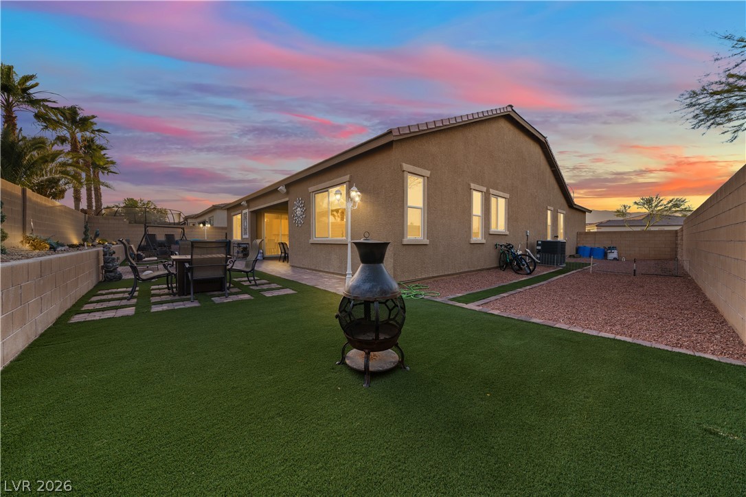 903 Jason Alexander Avenue North Las Vegas NV 89031