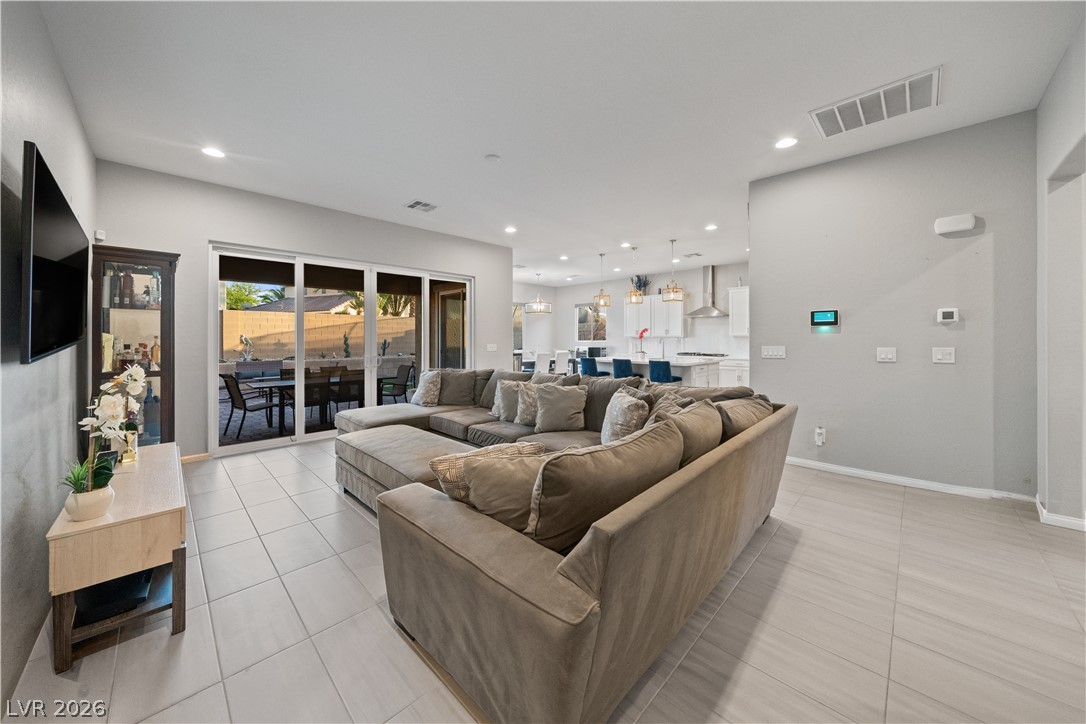 903 Jason Alexander Avenue North Las Vegas NV 89031