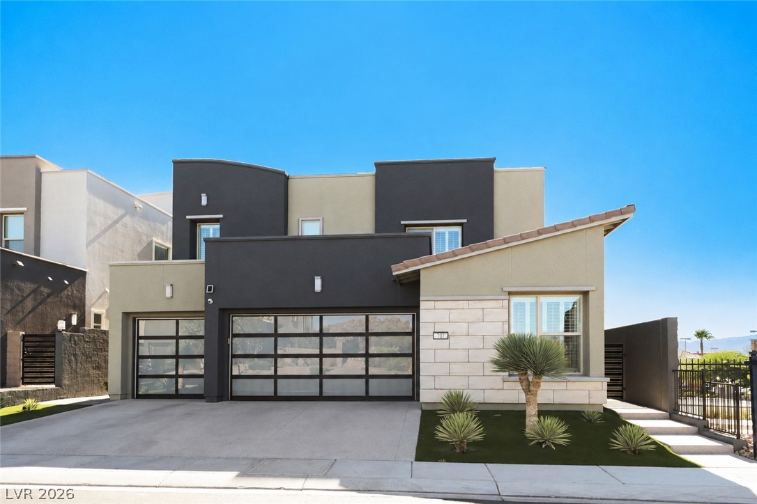 707 Glowing Horizon Street Henderson NV 89052