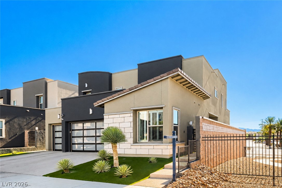 707 Glowing Horizon Street Henderson NV 89052