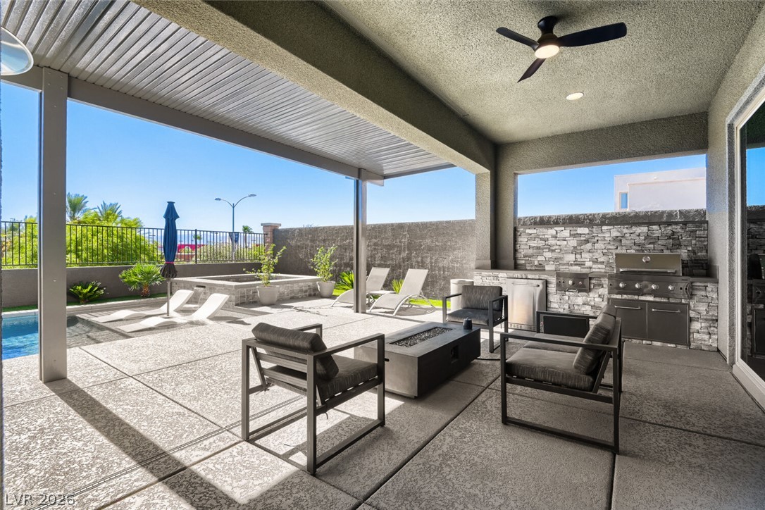 707 Glowing Horizon Street Henderson NV 89052