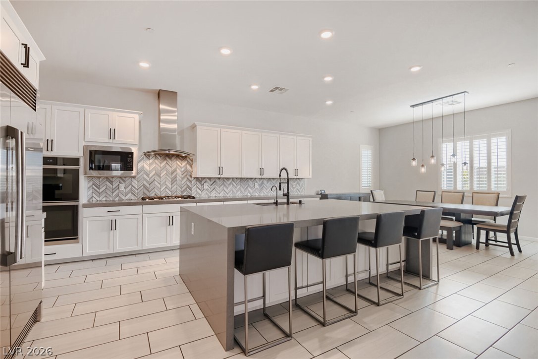 707 Glowing Horizon Street Henderson NV 89052