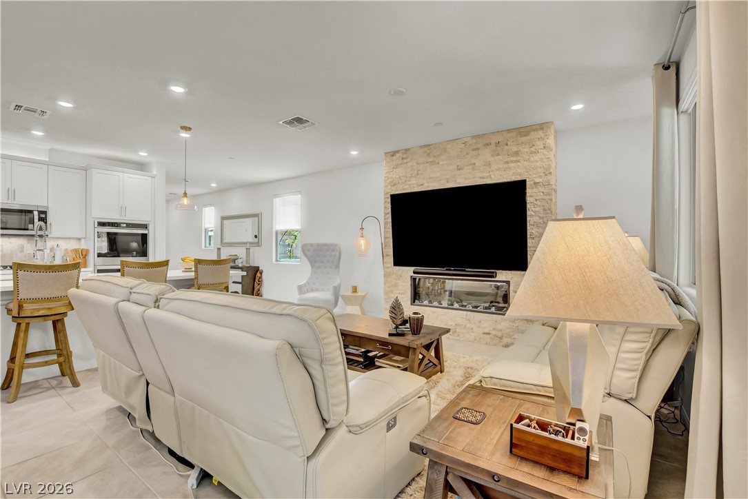 1583 Pacific Baza Street Las Vegas NV 89138