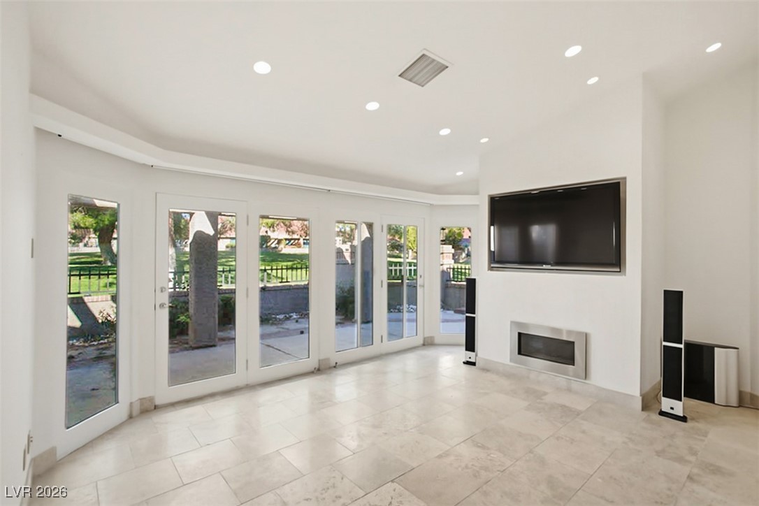 7146 Mission Hills Drive Las Vegas NV 89113