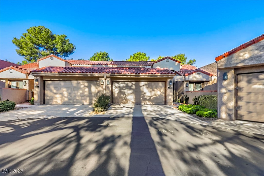 7146 Mission Hills Drive Las Vegas NV 89113