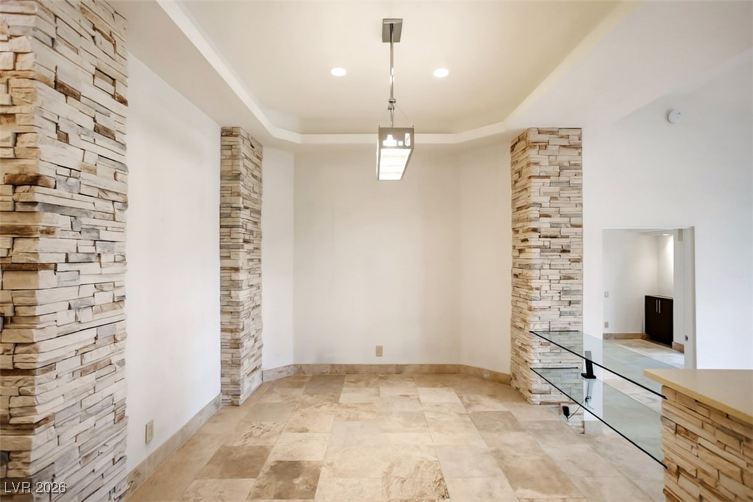 7146 Mission Hills Drive Las Vegas NV 89113