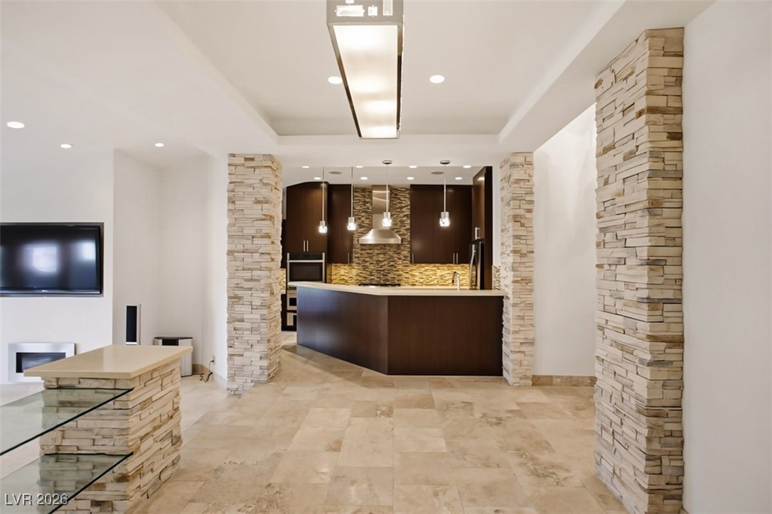 7146 Mission Hills Drive Las Vegas NV 89113