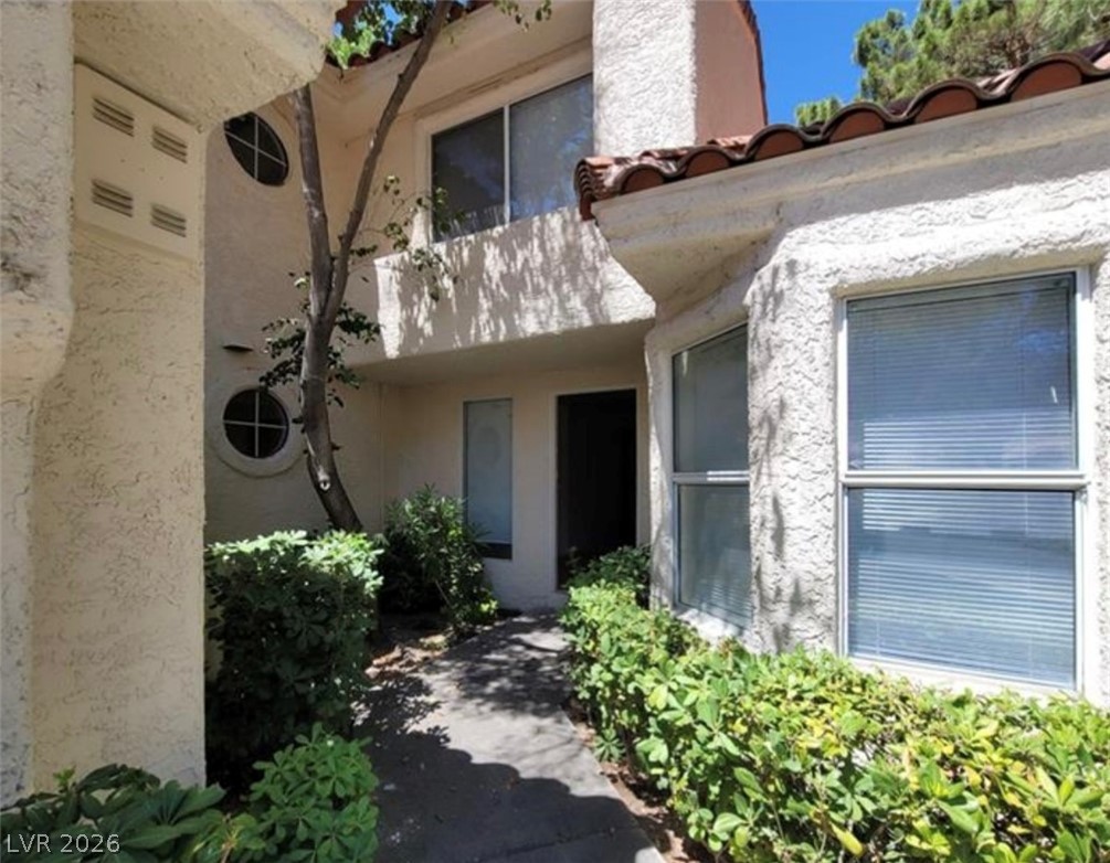 6902 Emerald Springs Lane Las Vegas NV 89113