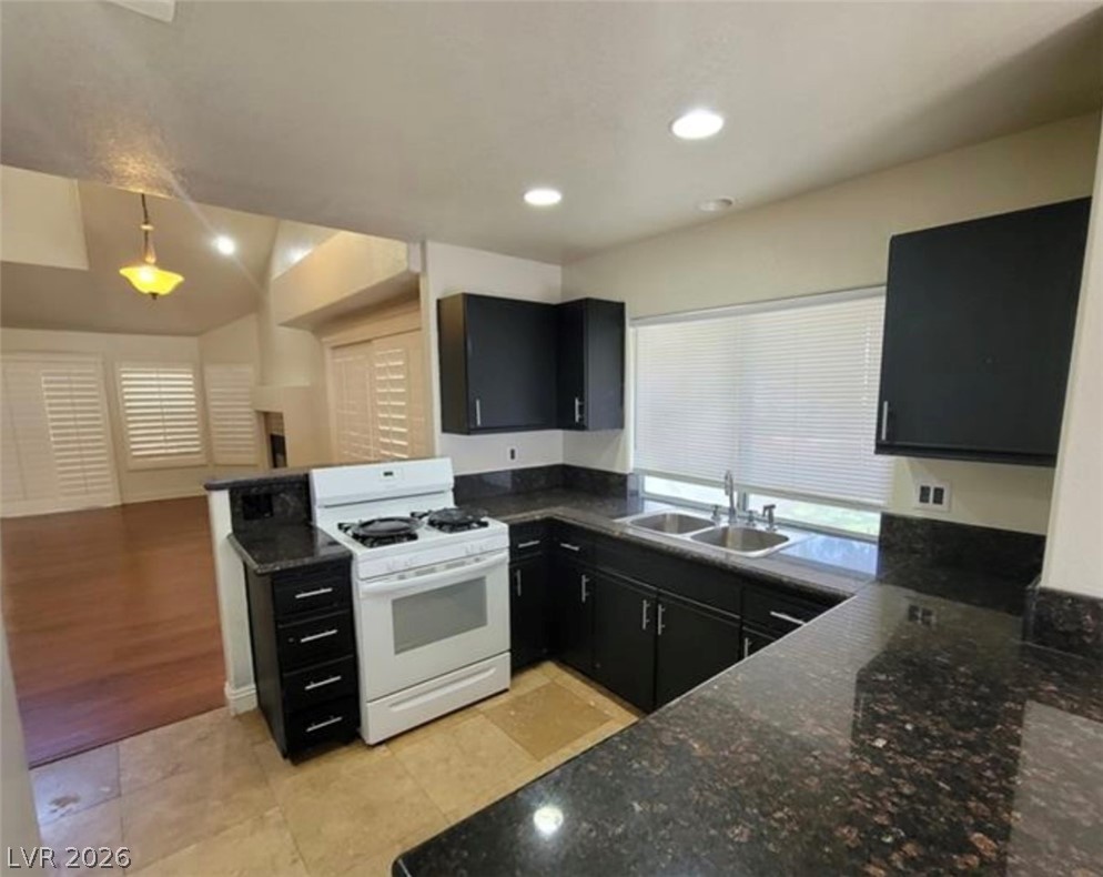 6902 Emerald Springs Lane Las Vegas NV 89113