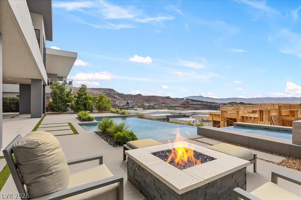 657 Ridgestone Rim Court Henderson NV 89012
