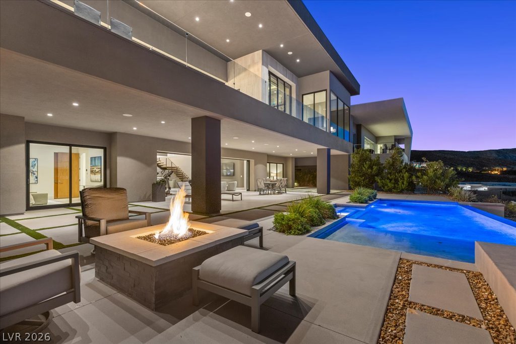 657 Ridgestone Rim Court Henderson NV 89012