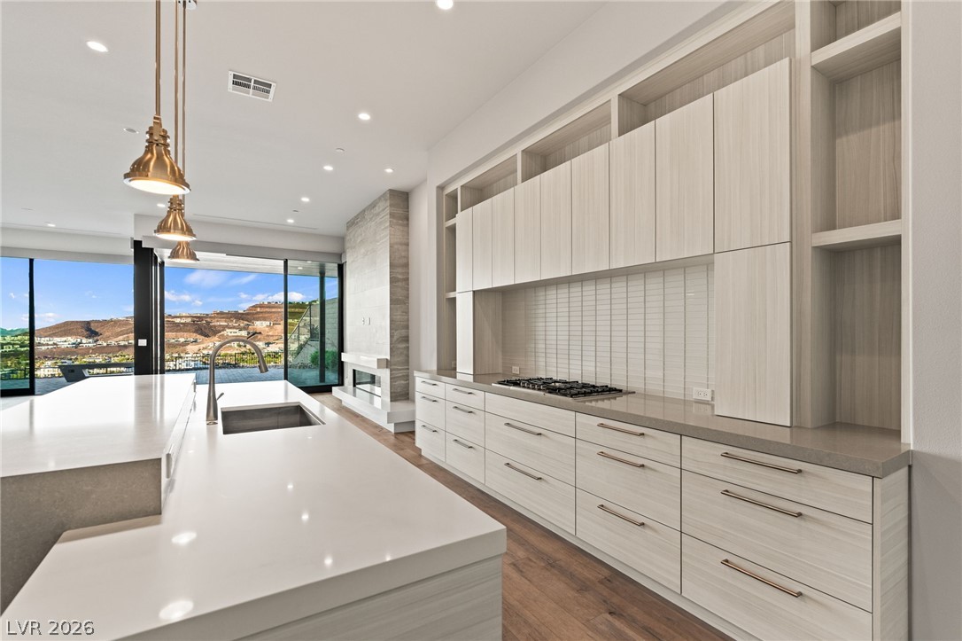 658 Falcon Summit Court Henderson NV 89012