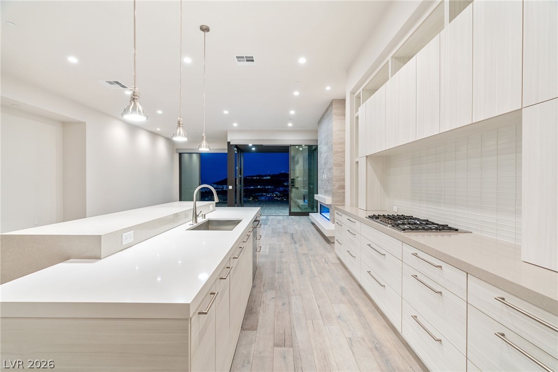 658 Falcon Summit Court Henderson NV 89012
