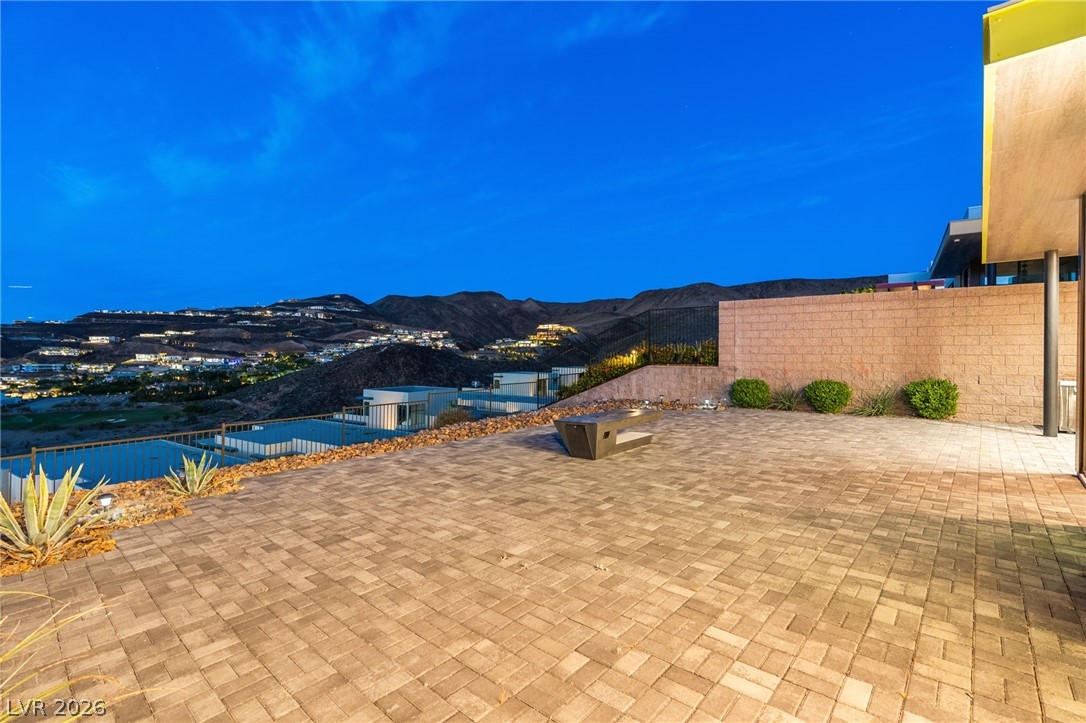 658 Falcon Summit Court Henderson NV 89012