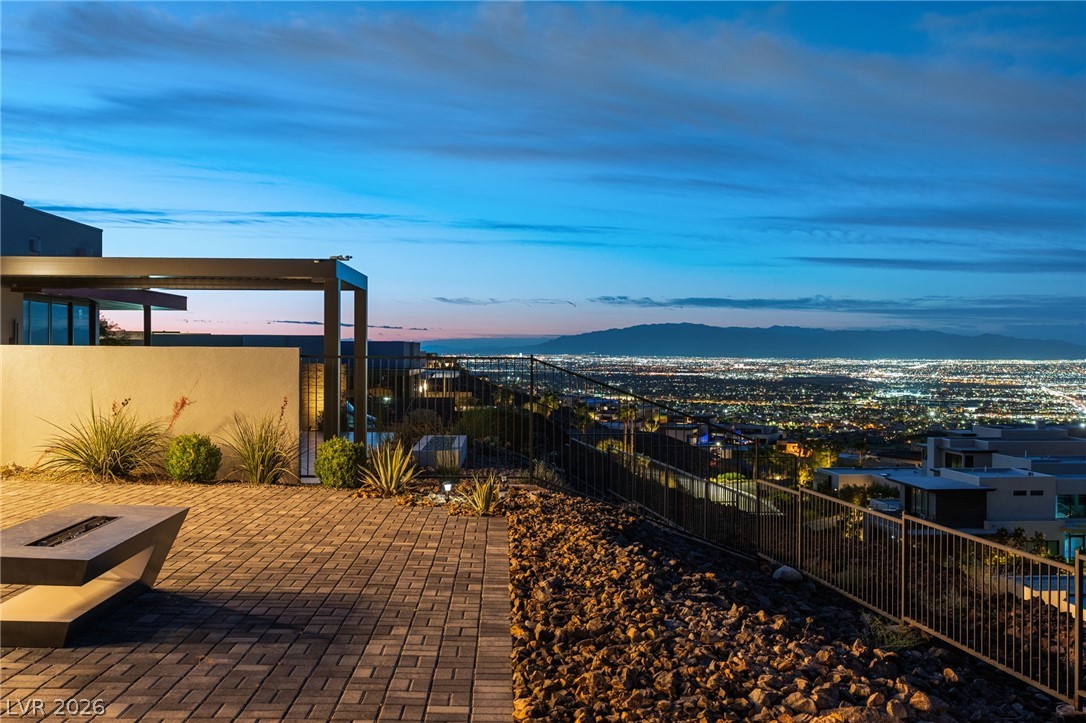 658 Falcon Summit Court Henderson NV 89012