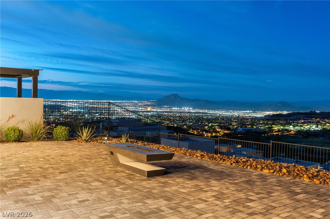 658 Falcon Summit Court Henderson NV 89012