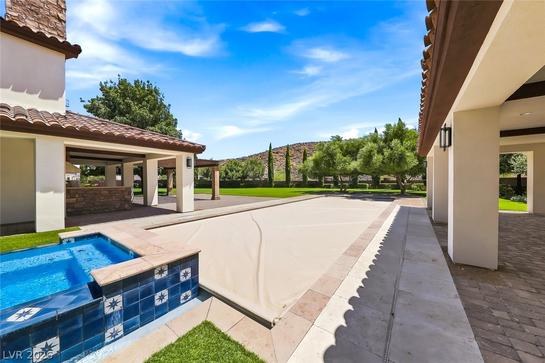 1140 Julie Road Henderson NV 89002