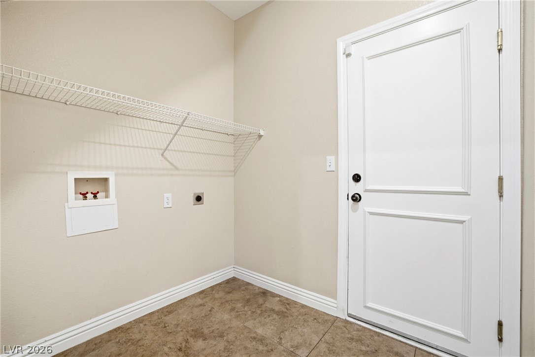 5104 Cascade Pools Avenue Las Vegas NV 89131