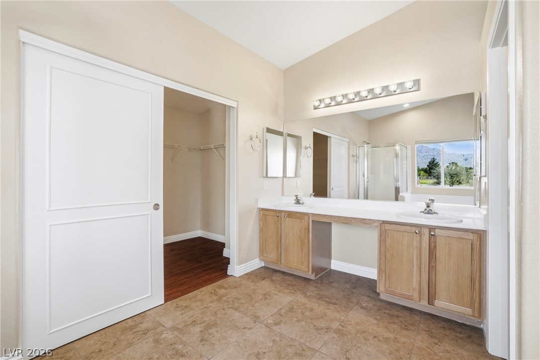 5104 Cascade Pools Avenue Las Vegas NV 89131