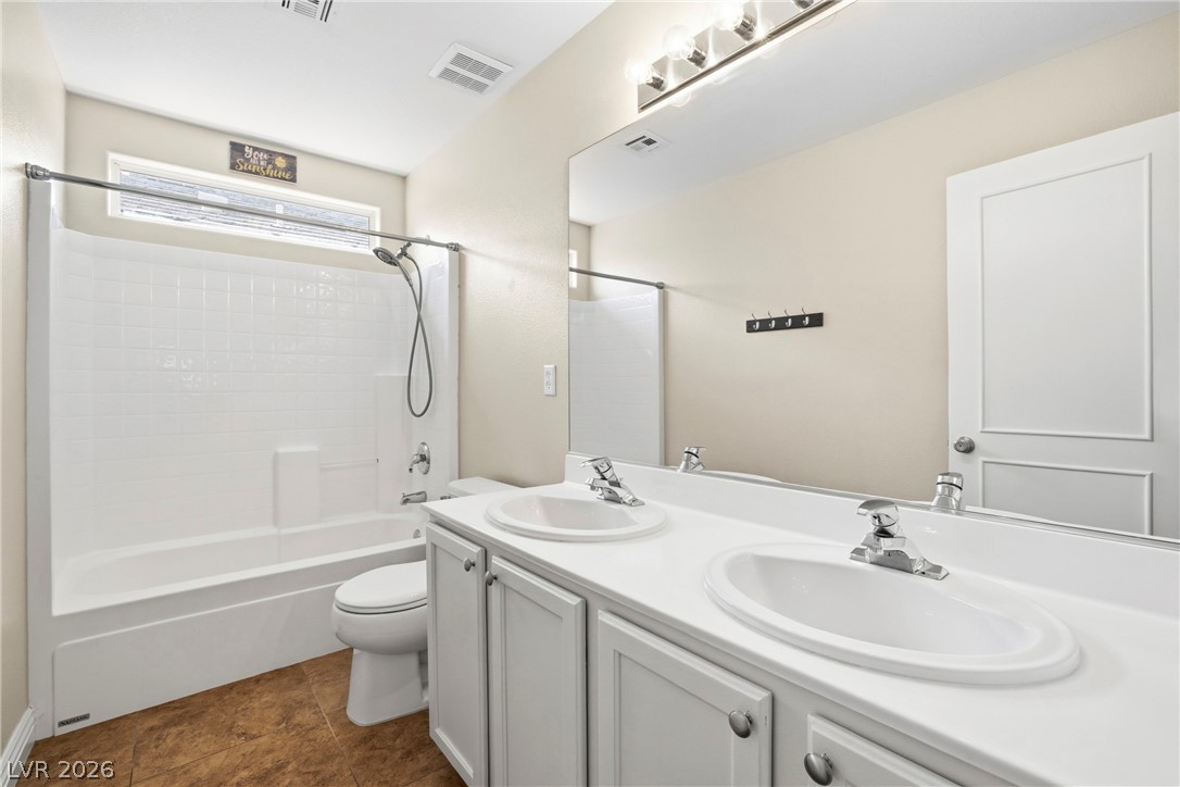 5104 Cascade Pools Avenue Las Vegas NV 89131