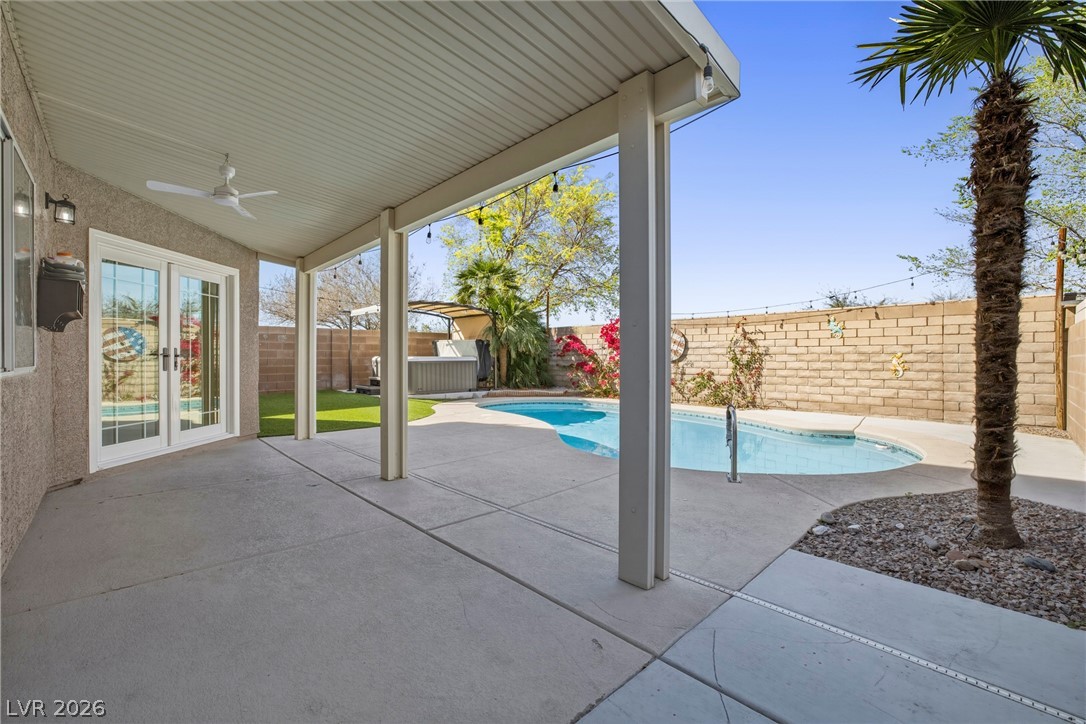 5104 Cascade Pools Avenue Las Vegas NV 89131