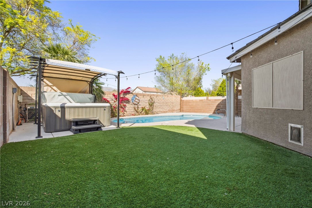 5104 Cascade Pools Avenue Las Vegas NV 89131