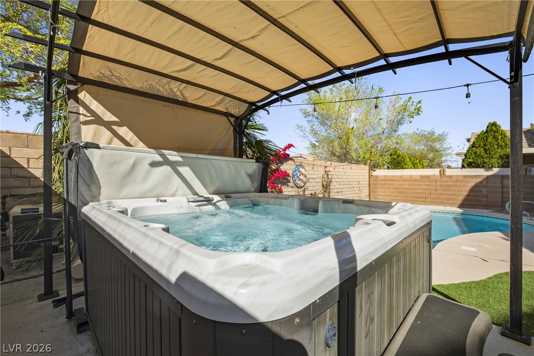 5104 Cascade Pools Avenue Las Vegas NV 89131
