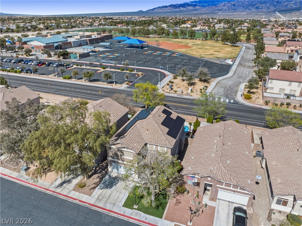 5104 Cascade Pools Avenue Las Vegas NV 89131