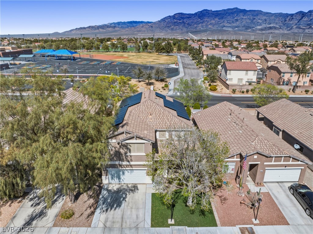 5104 Cascade Pools Avenue Las Vegas NV 89131