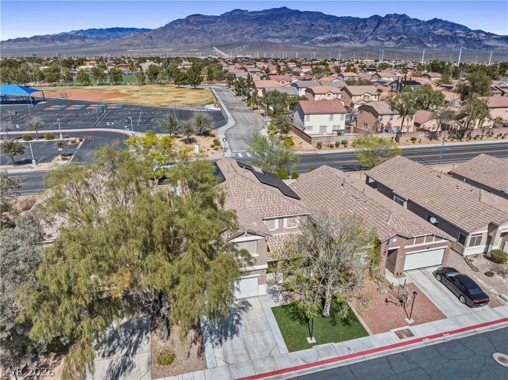 5104 Cascade Pools Avenue Las Vegas NV 89131