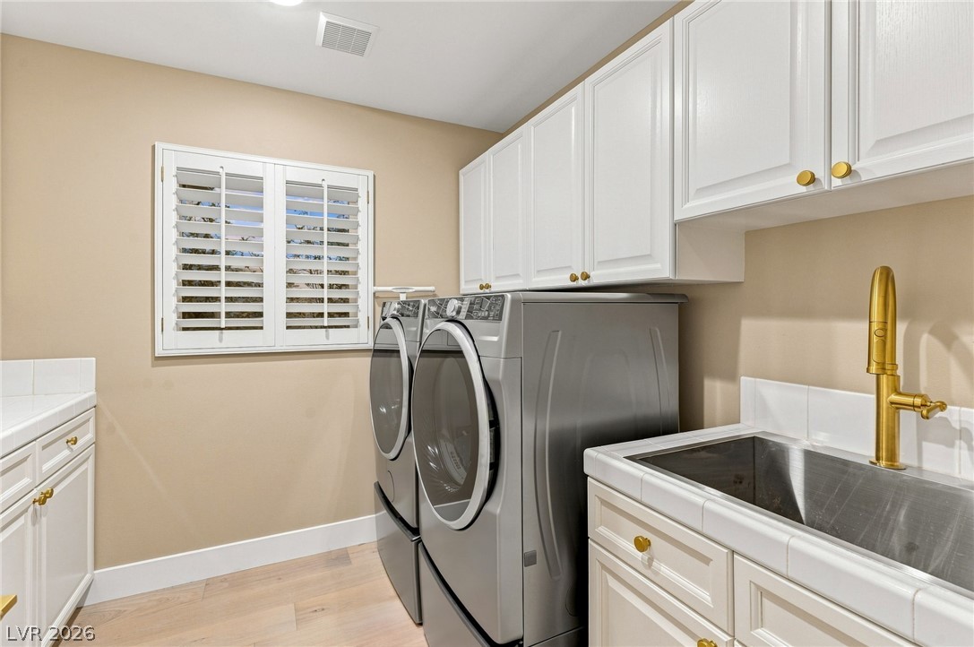 205 Aventura Street Las Vegas NV 89144