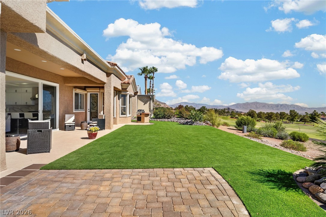 2108 Hot Oak Ridge Street Las Vegas NV 89134