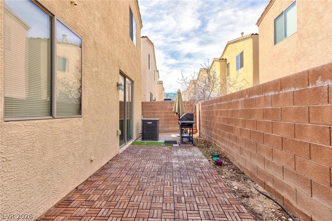 9748 Villa Lorena Avenue Las Vegas NV 89147