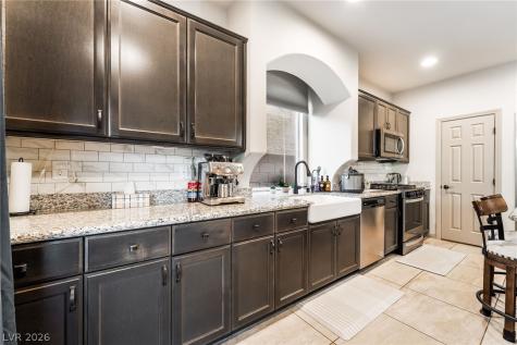 10130 Cache River Court Las Vegas NV 89141