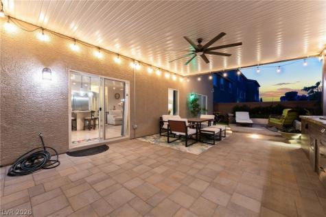 10130 Cache River Court Las Vegas NV 89141