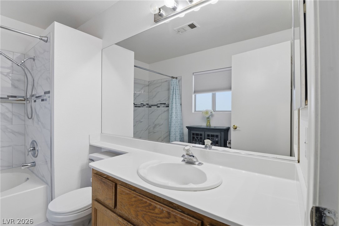 9051 Hollow Green Drive Las Vegas NV 89129