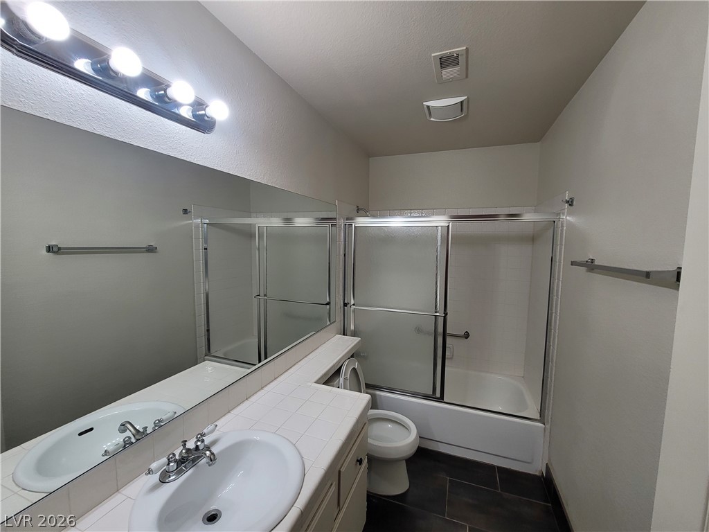 2761 Lodestone Drive 63 Las Vegas NV 89117