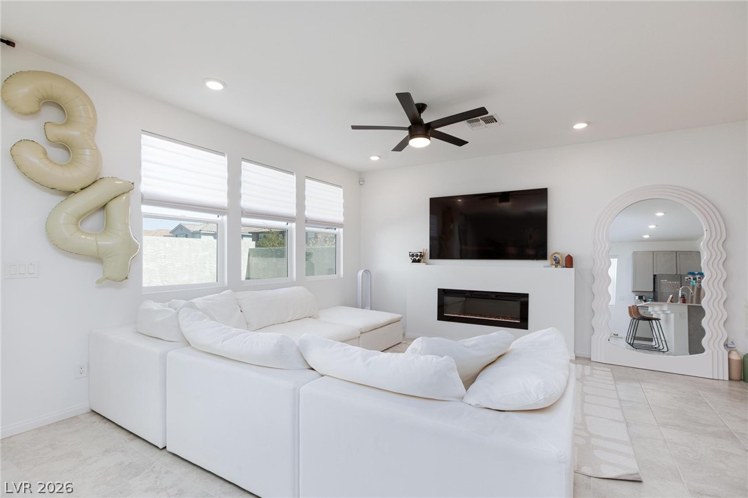 10144 Kings Amethyst Street Las Vegas NV 89141