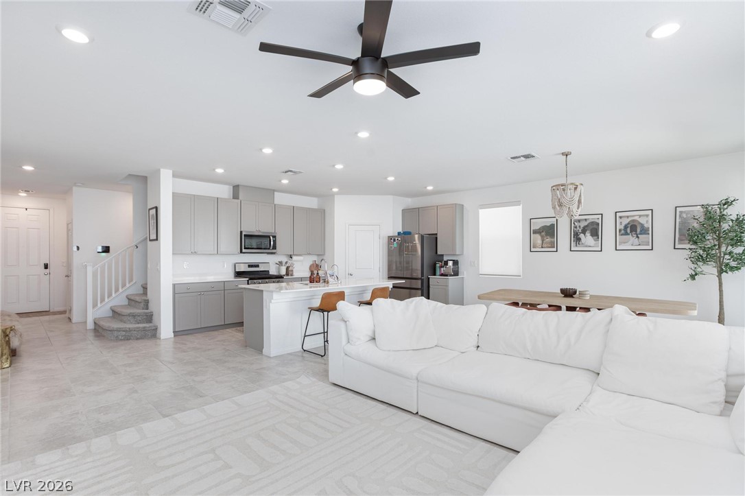 10144 Kings Amethyst Street Las Vegas NV 89141